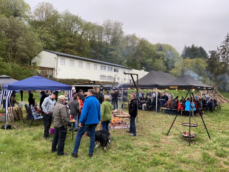 Maifeuer Fest am Schützenhaus